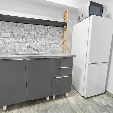 Confort 6 Pers & Wi-fi Rapide * La Courneuve